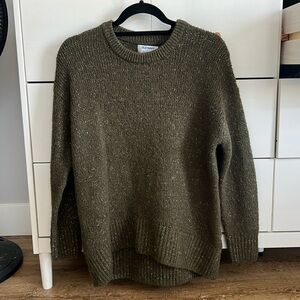 Old Navy Sweater